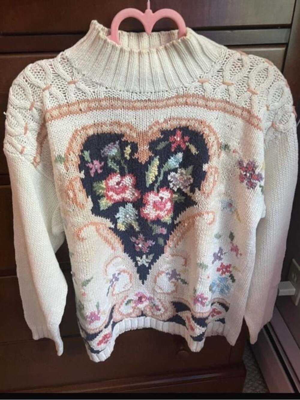 Vintage Granny Core Beldoch Popper Cream Floral Heart Cable-Knit Sweater